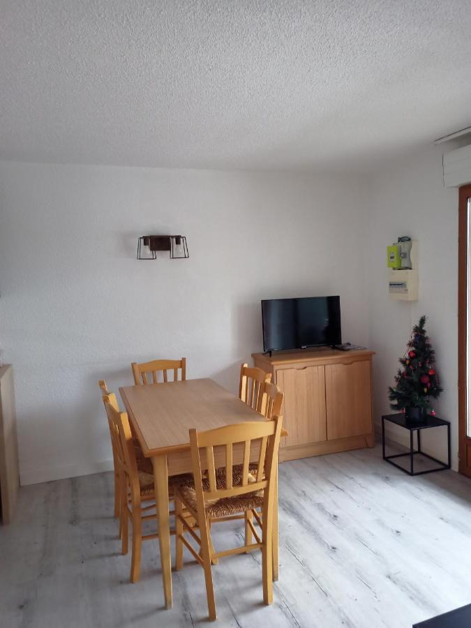Апартаменти T3 Avec Terrasse 6 Personnes, Ла-Жу-дю-Лу Екстер'єр фото